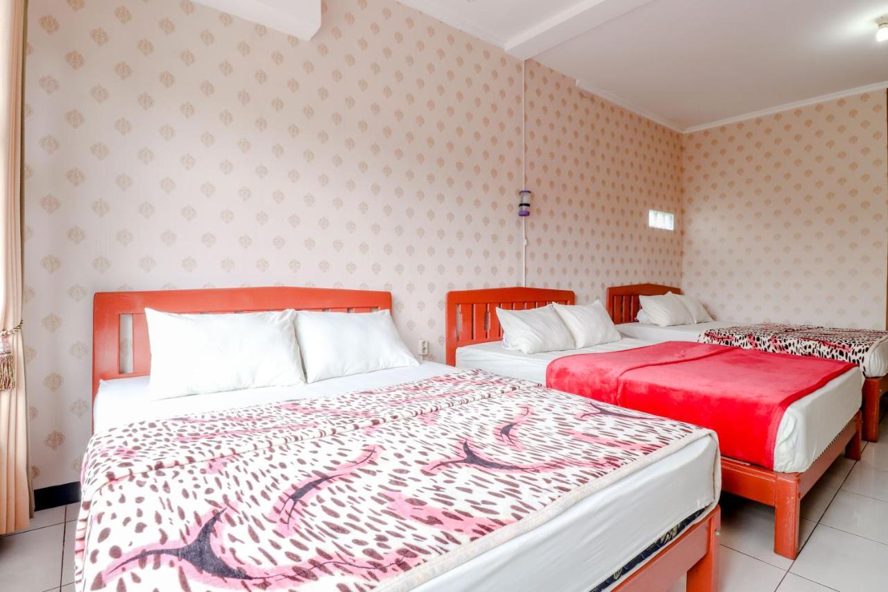 Hotel Bintang Malang Luaran gambar